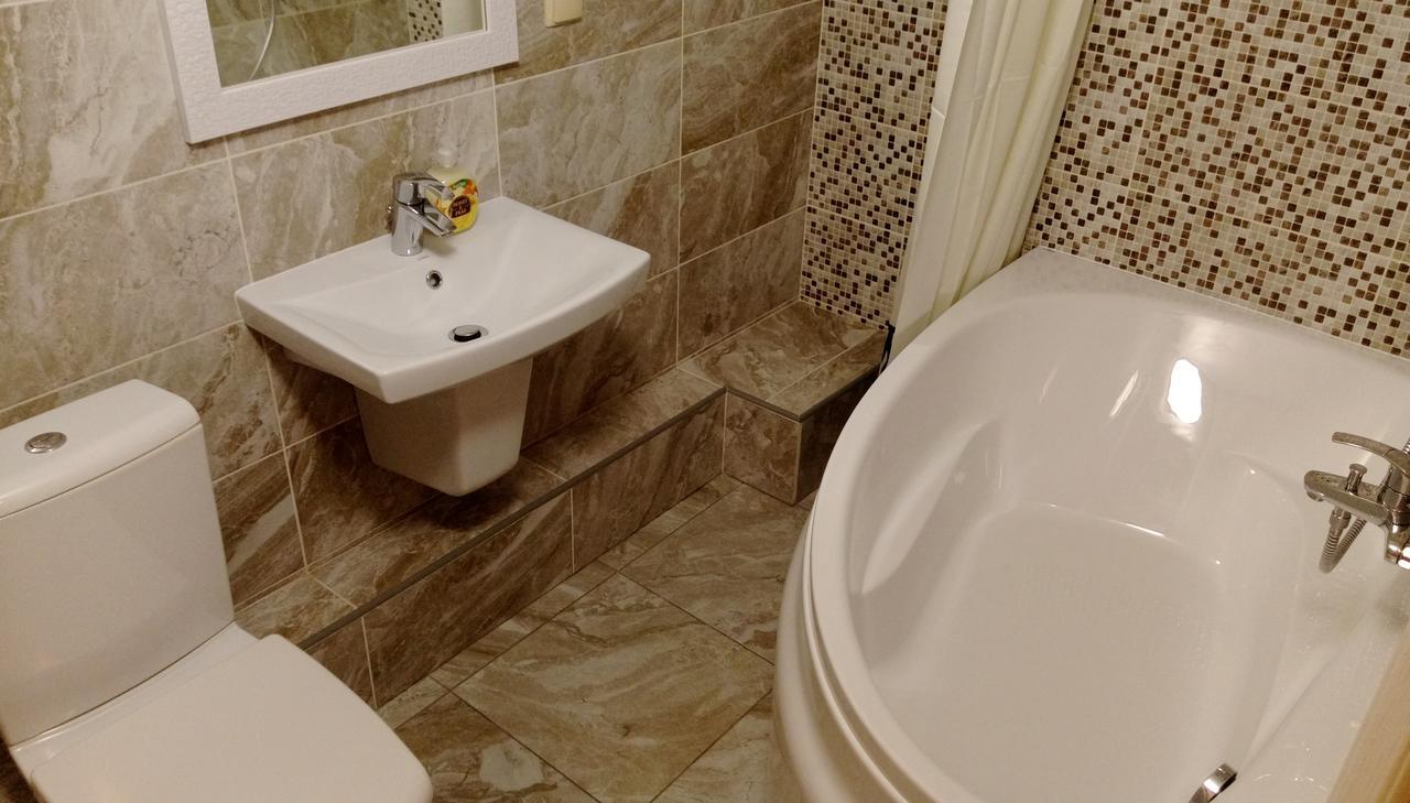 Apartment On Prospiekt Pobiedy 18 Kiev Ngoại thất bức ảnh