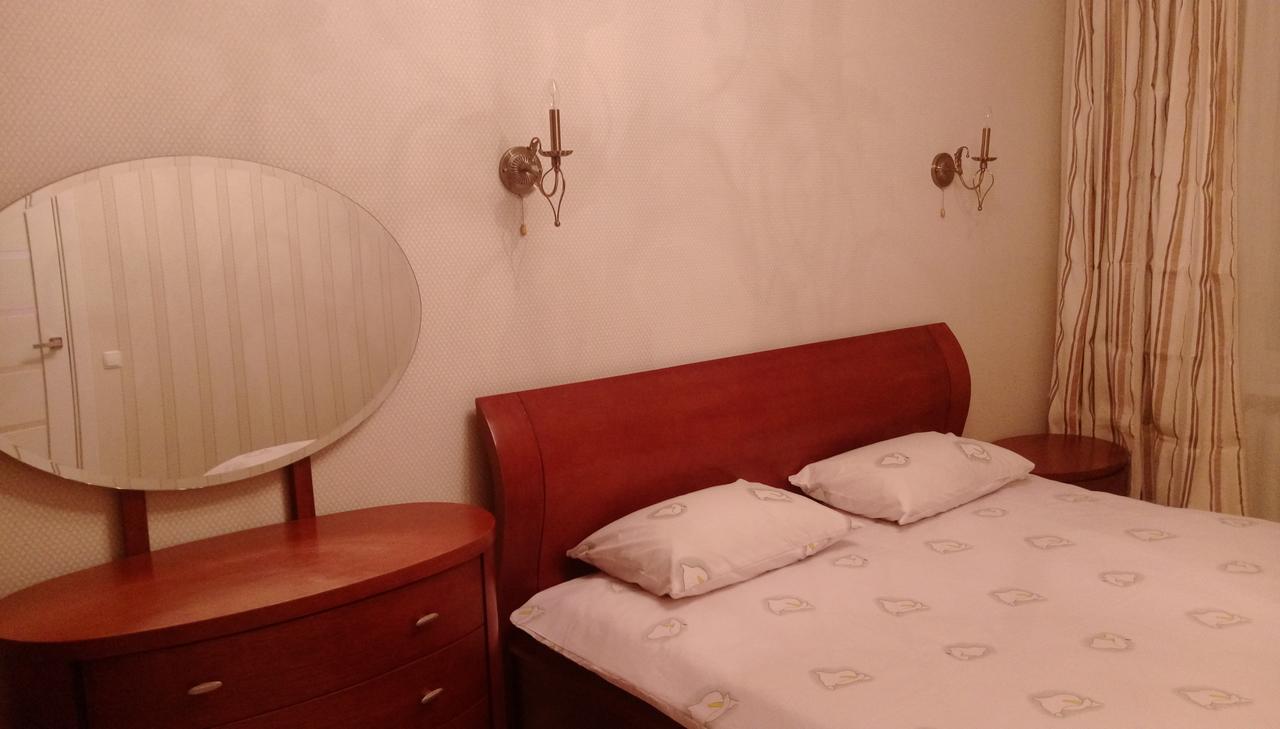 Apartment On Prospiekt Pobiedy 18 Kiev Ngoại thất bức ảnh